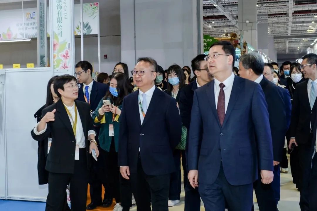 力為華夏添錦繡，織就神州好生活！2023中國紡聯(lián)春季聯(lián)展開幕式暨棉紡消費(fèi)季活動啟動儀式舉行