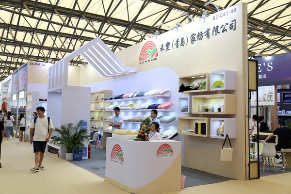 山東292家企業(yè)齊聚31屆華交會，青島家紡展團(tuán)大放異彩