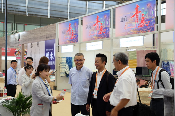 山東292家企業(yè)齊聚31屆華交會，青島家紡展團(tuán)大放異彩