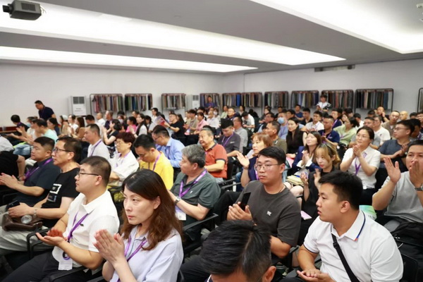&ldquo;星光&rdquo;賦能，激發(fā)行業(yè)新活力！2023中國面料之星發(fā)布會再展芳華與榮耀