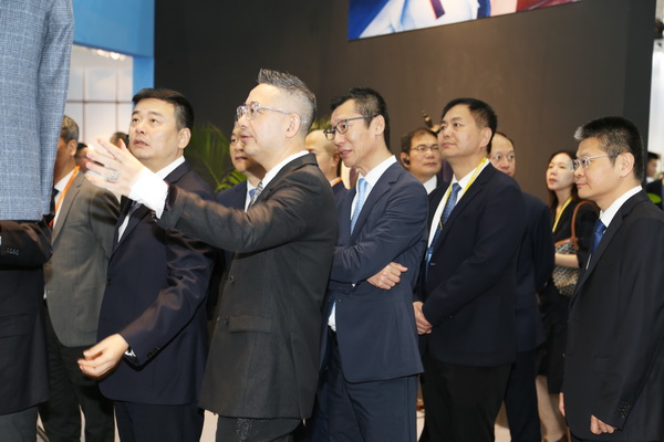 &ldquo;潮涌東方、風(fēng)尚寧波&rdquo;--2023寧波時(shí)尚節(jié)暨第27屆寧波國(guó)際服裝節(jié)盛大啟幕