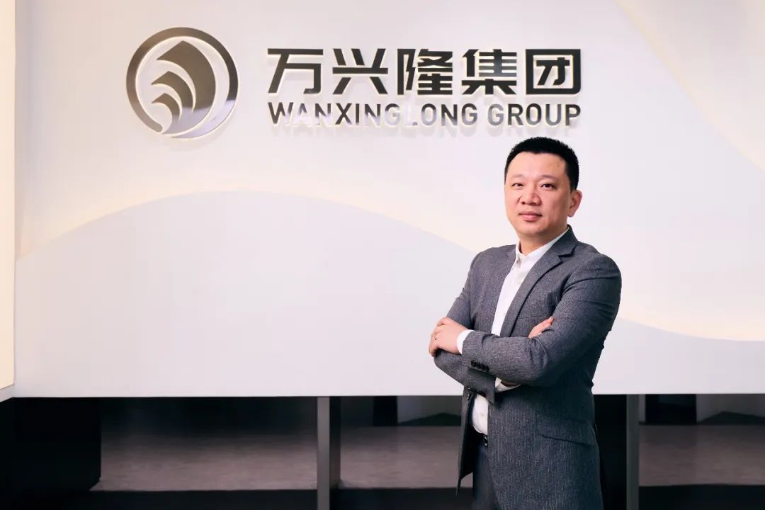 萬(wàn)興?。合蛐绿豳|(zhì)，打造首選梭織面料合作伙伴