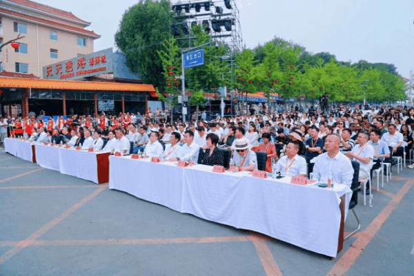 &ldquo;泳&rdquo;動(dòng)興城！2024東北亞（興城）國(guó)際泳裝博覽會(huì)開(kāi)幕