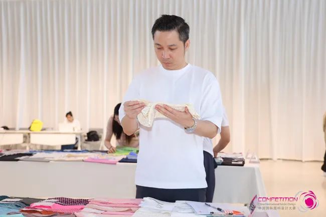 中國流行面料如何煥新當代設計？聯(lián)動雅瑩集團，這場評審會為好創(chuàng)意持續(xù)加碼
