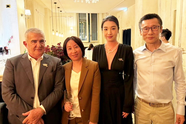 昭奈華裕閃耀米蘭，共繪中意時(shí)尚融合新篇章