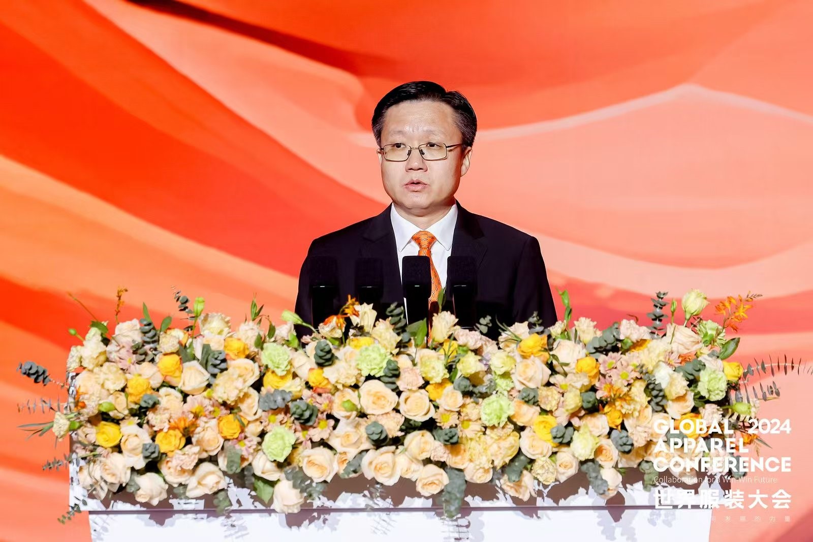&ldquo;融和&rdquo;20個國家和地區(qū)服裝精英，2024世界服裝大會在東莞虎門開幕