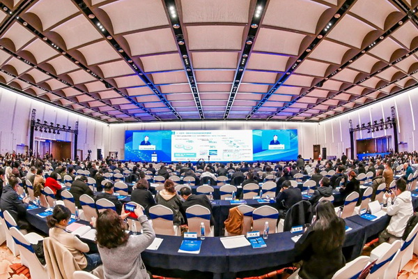 乘改革之勢(shì) 開錦繡新篇，2024中國(guó)紡織大會(huì)在柯橋召開！
