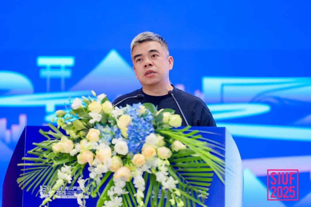 內(nèi)衣產(chǎn)業(yè)聚智深圳，共繪&ldquo;智尚&rdquo; 新篇｜2025中國內(nèi)衣文化周暨第三屆U30全球內(nèi)衣產(chǎn)業(yè)峰會圓滿落幕