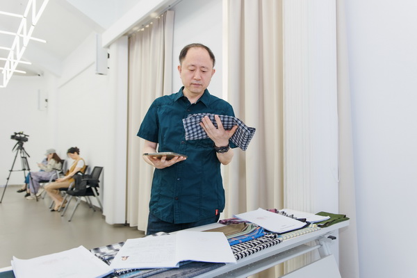 挖掘創(chuàng)新人才，激發(fā)產(chǎn)業(yè)活力！&ldquo;第十屆（2025年）十佳紡織面料設(shè)計師及培養(yǎng)先進(jìn)單位評選&rdquo;評審會于柯橋舉行