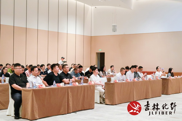 撬動舒適穿著新賽道，共探華絨&reg;產(chǎn)品開發(fā)新機遇